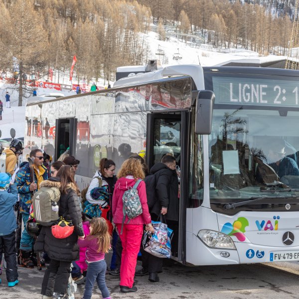 Photo d'un bus Vaï aux Orres